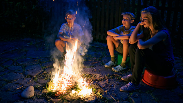 kids listening to ghost stories