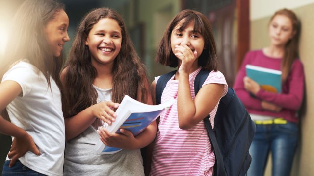 girl bullies at school