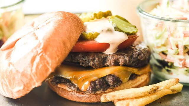 Sheet pan smashburgers