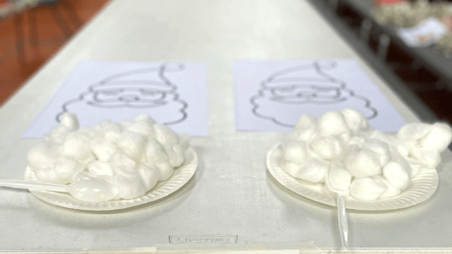 Fill Santa's Beard is one of the best Christmas minute to win it games